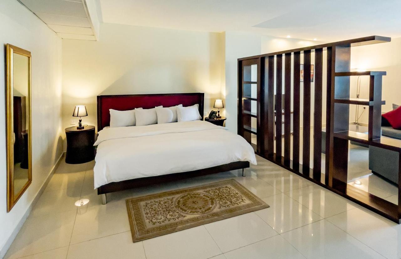 Black Diamond Hotel Lagos Exterior photo